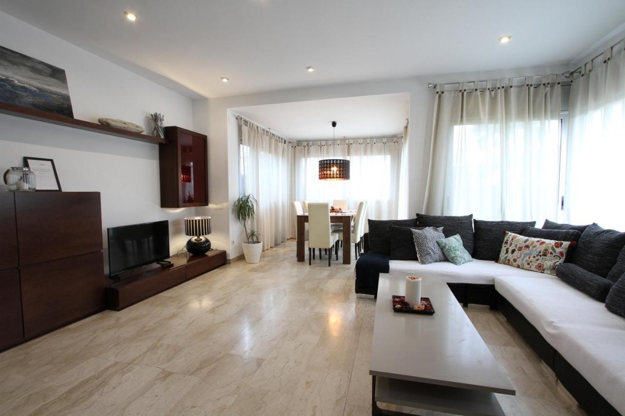 Beach House Castelldefels Dış mekan fotoğraf