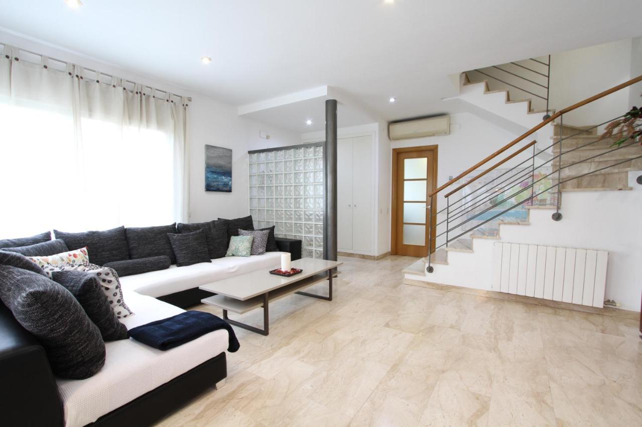 Beach House Castelldefels Dış mekan fotoğraf