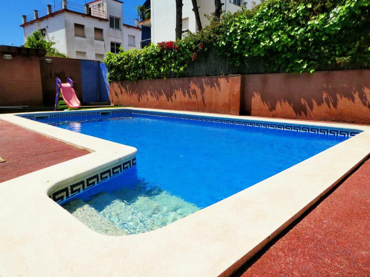 Beach House Castelldefels Dış mekan fotoğraf